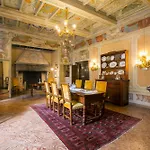 ベッド・アンド・ブレックファスト Palazzo Tornielli