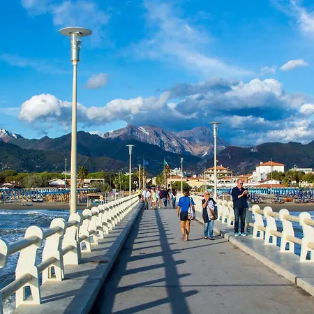 Palazzo Tornielli Alojamento de Acomodação e Pequeno-almoço Mombello Monferrato