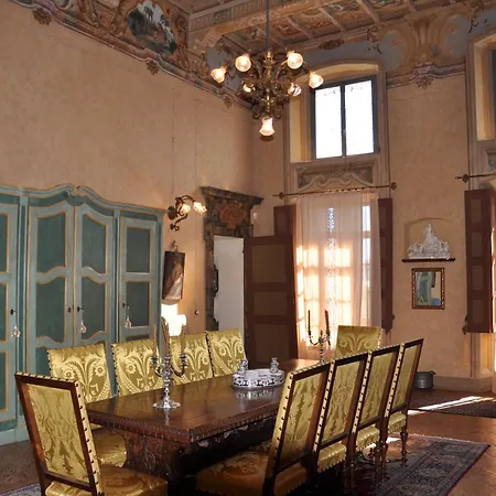 Alojamento de Acomodação e Pequeno-almoço Palazzo Tornielli Mombello Monferrato