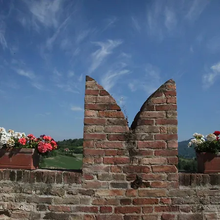 Panzió Palazzo Tornielli Mombello Monferrato